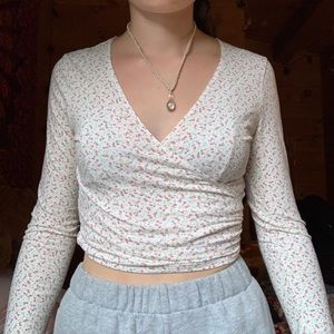 floral Brandy Melville long sleeve